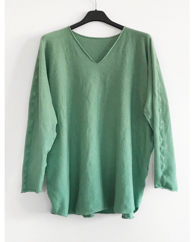 Long-sleeved shirt