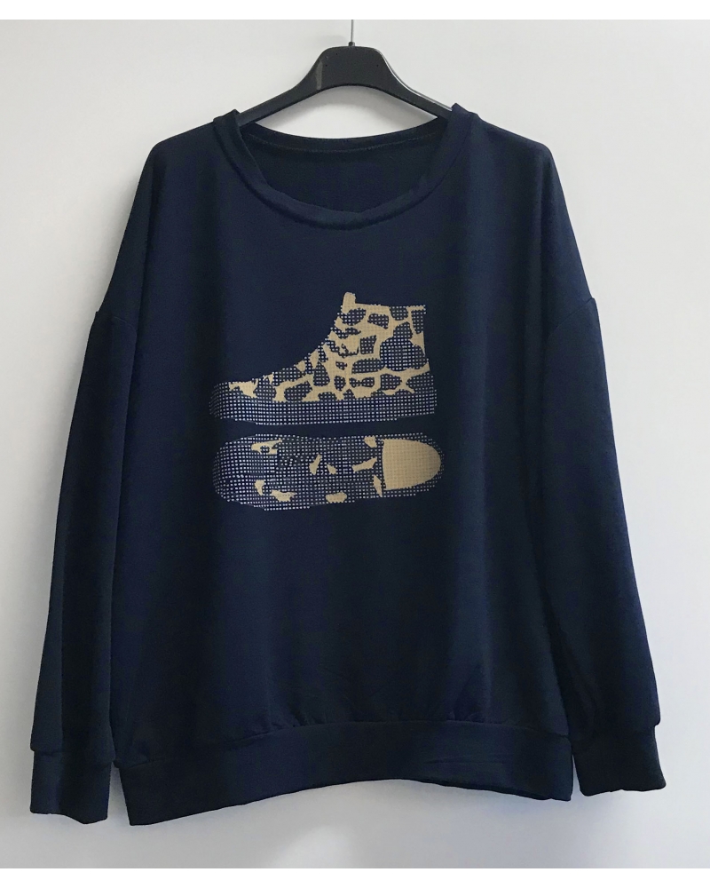 Sweatshirt with print 3